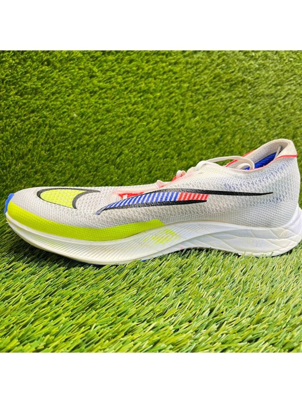 Nike ZoomX Streakfly Premium Mens Size 9 White Volt Blue Running Shoes Sneakers - Picture 4 of 12